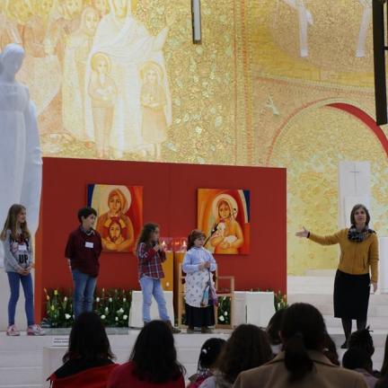 Célébration avec catéchèse sur le Message de Fatima et récitation du Rosaire